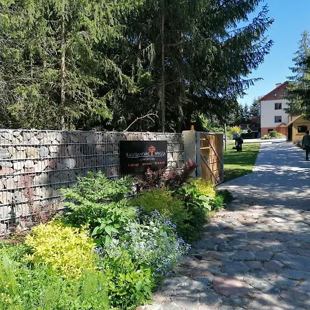 Kasztanowe Wrota Feriegård *